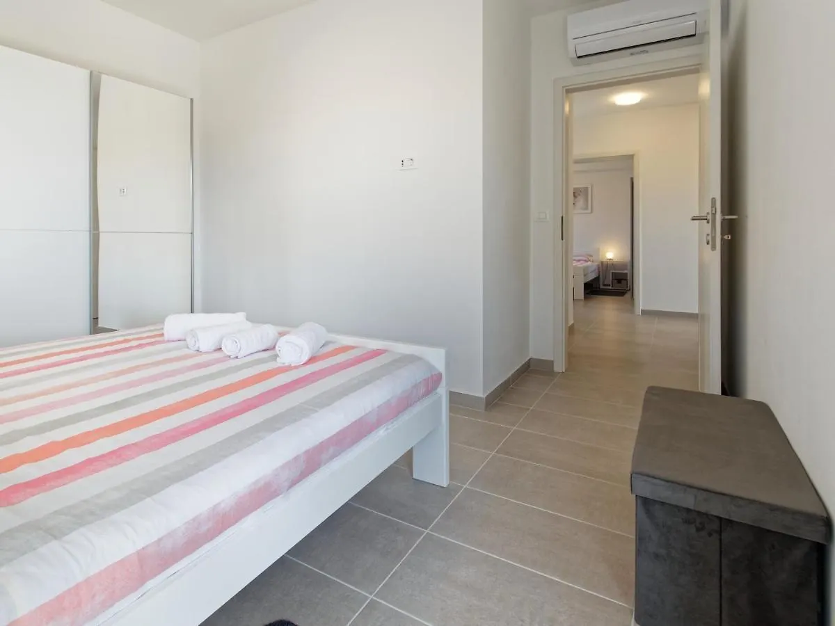 Villa Kana By Rent Istria Umag