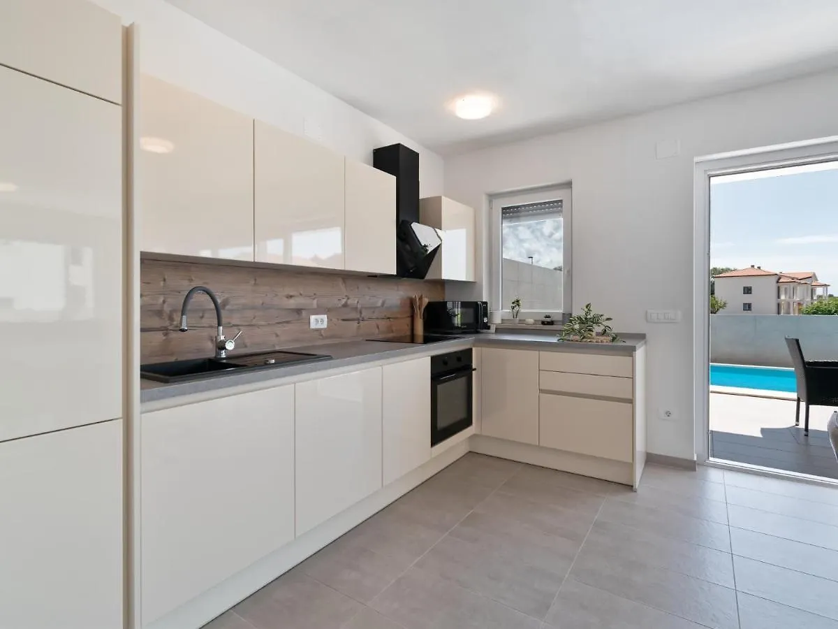 Villa Kana By Rent Istria Umag